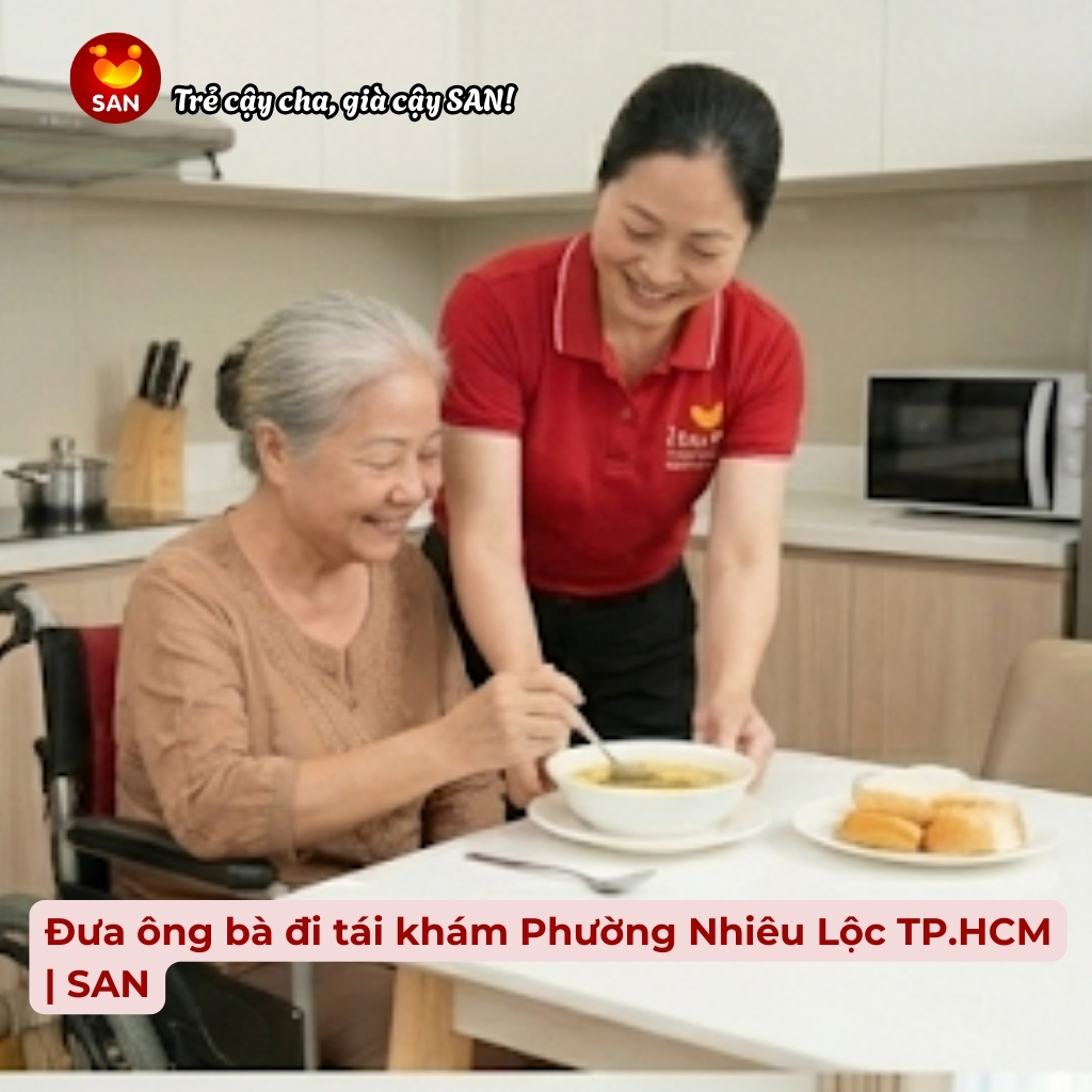 Dịch vụ đưa người già đi tái khám