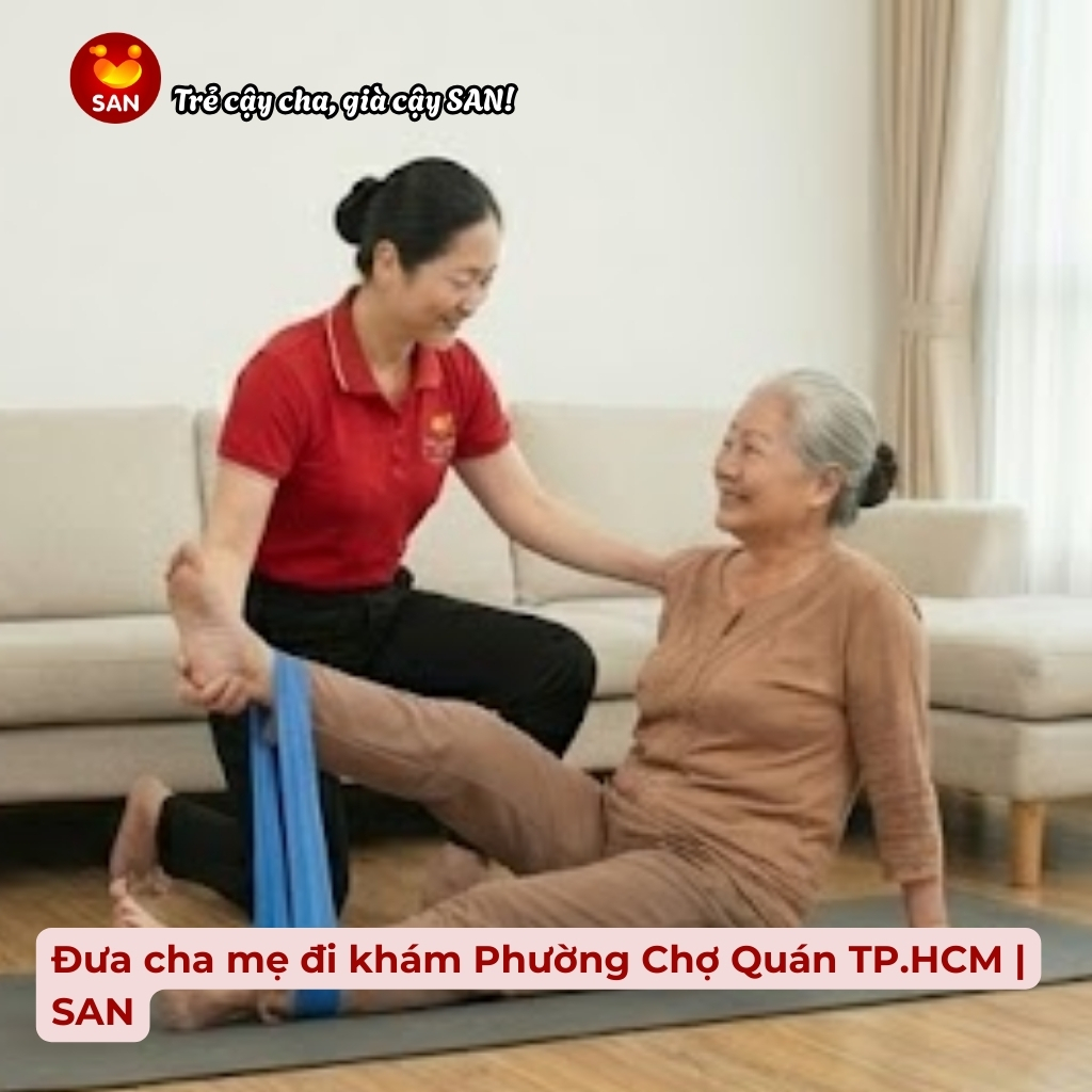 Người đưa cha mẹ đi khám tại Phường Chợ Quán