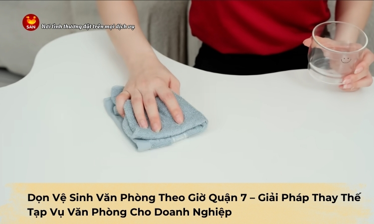 Hourly office cleaning services in District 7
