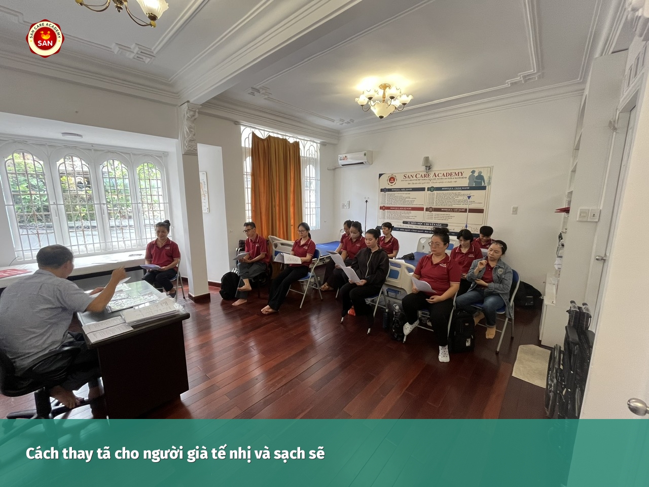 cách thay tã cho người già