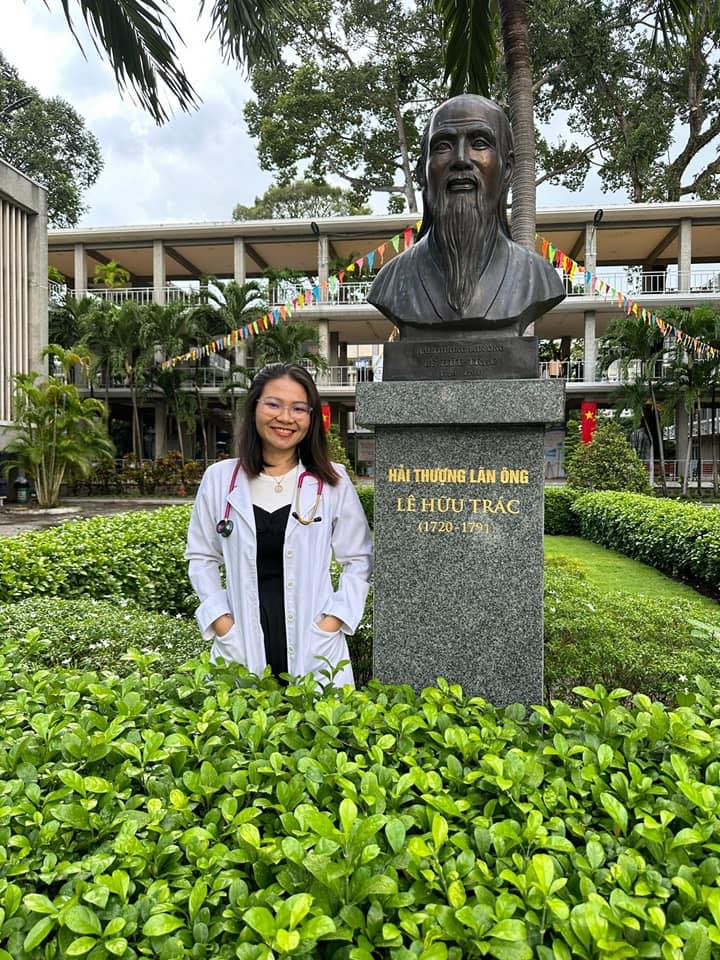 Bs. Cao Thảo Uyên