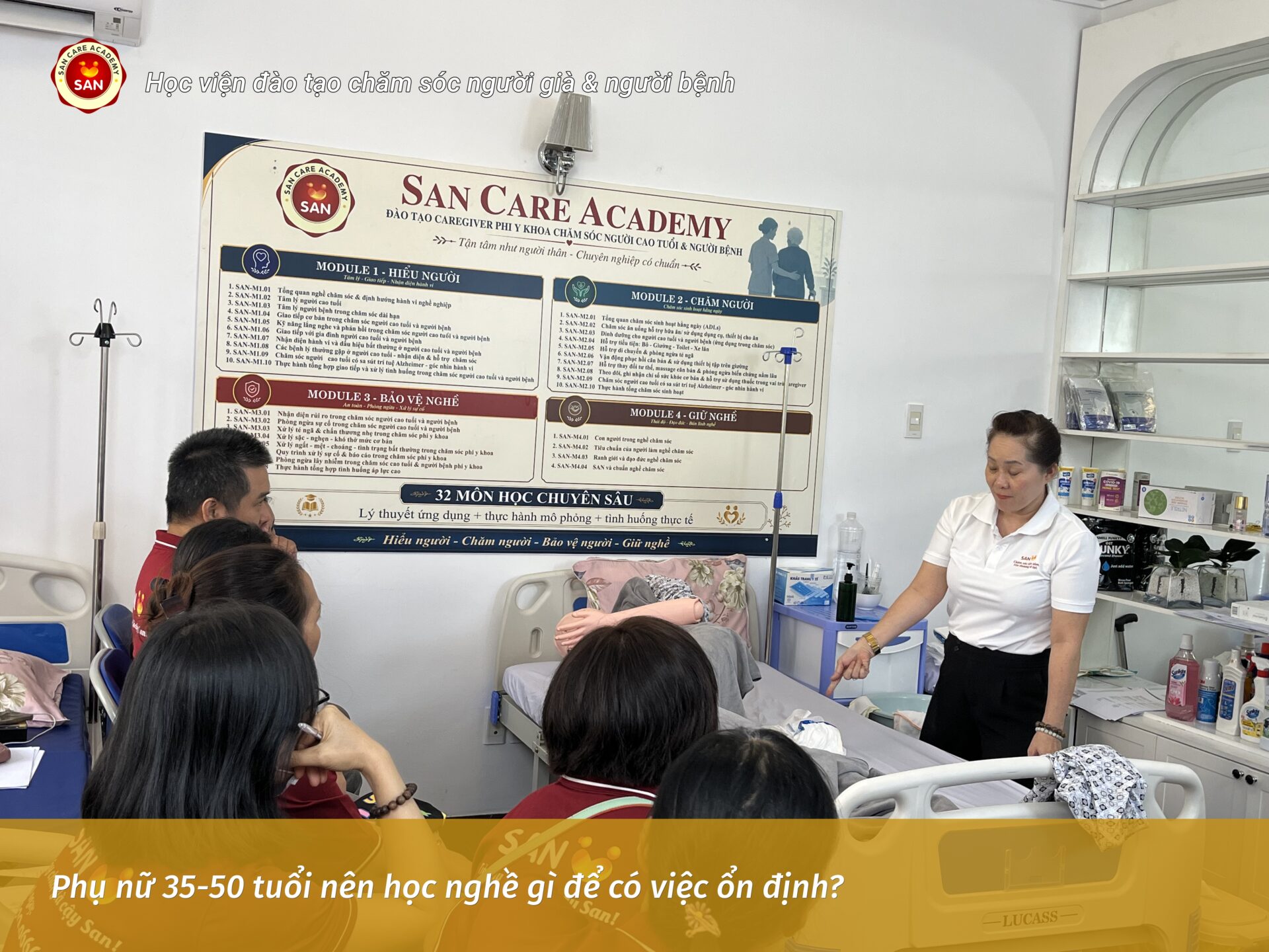 Phụ nữ 35-50 tuổi học nghề gì
